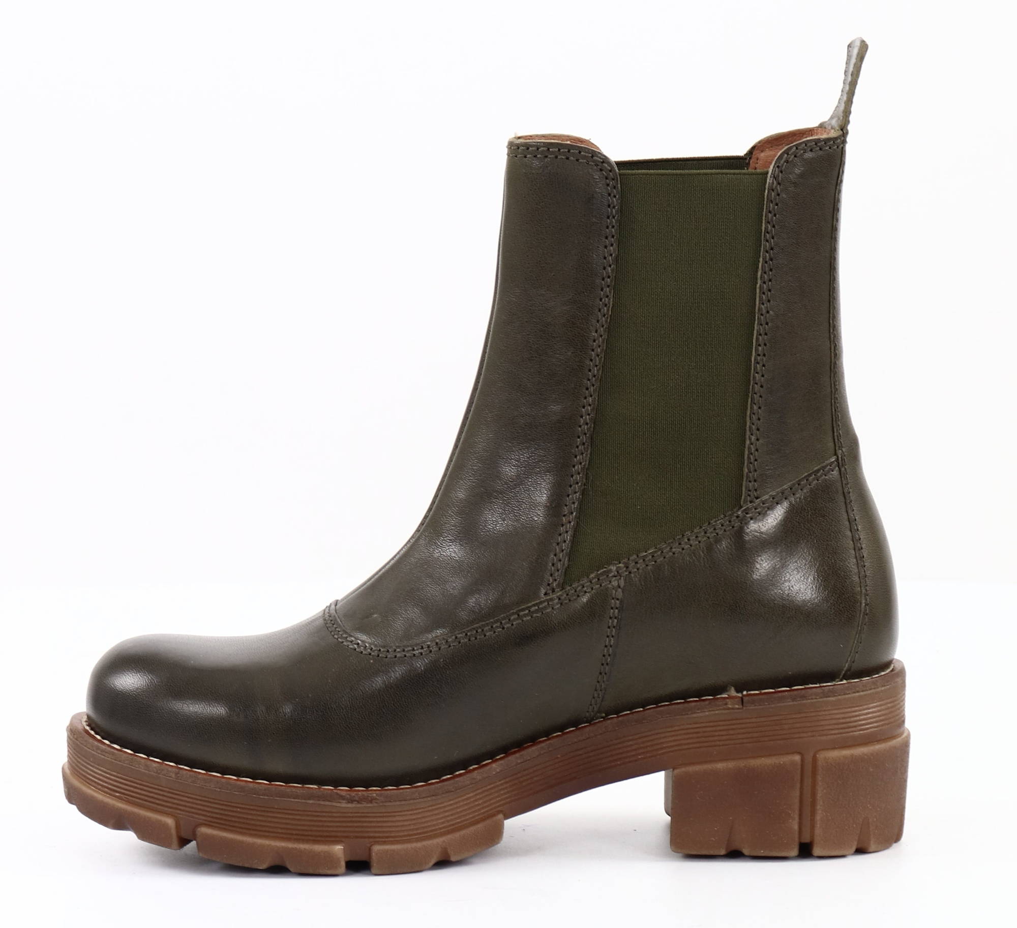 Ten points clarisse chelsea on sale boots