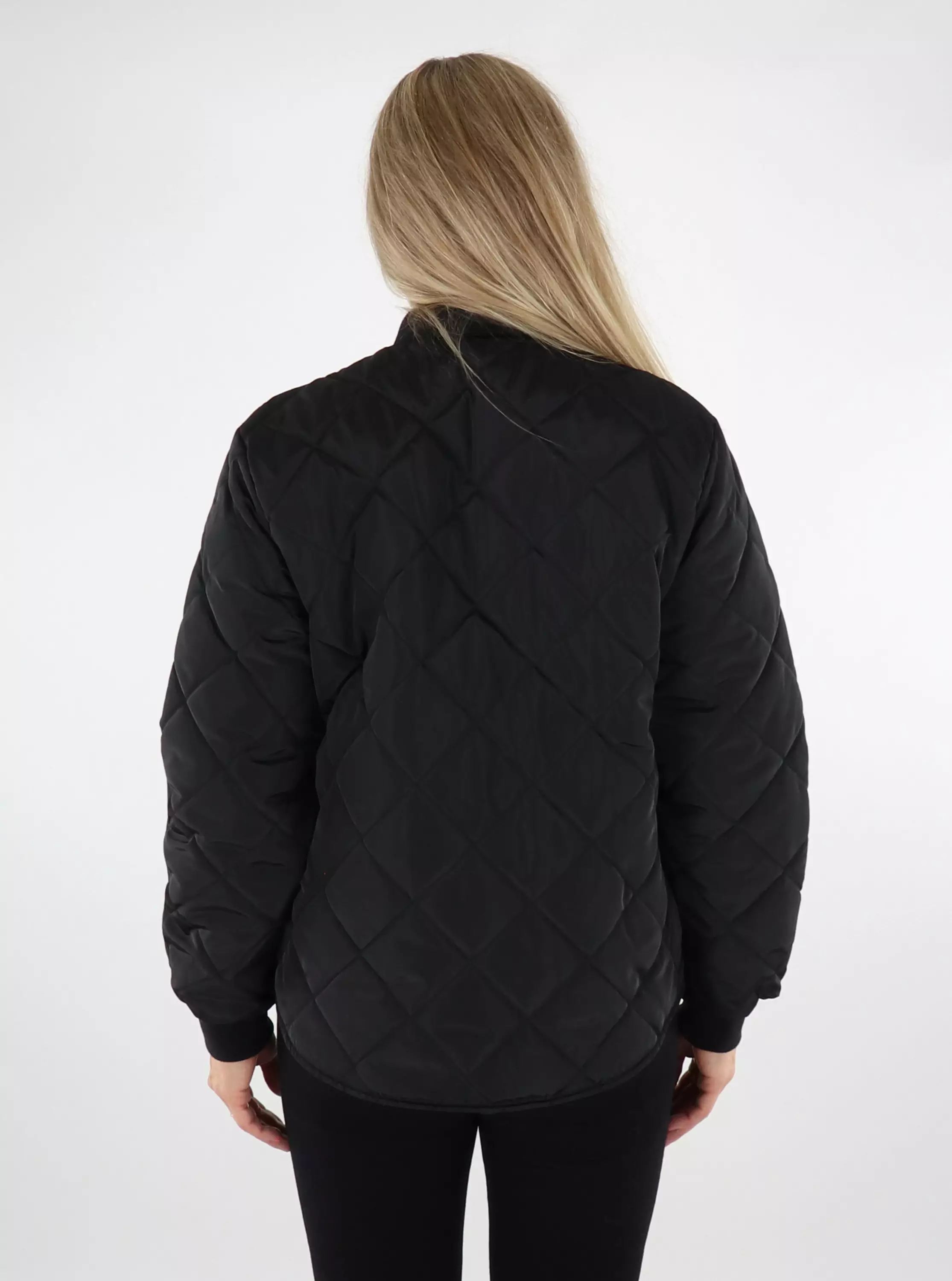 Only women s lightweight quilted jacket Quilted black Stilettoshop.eu webstore